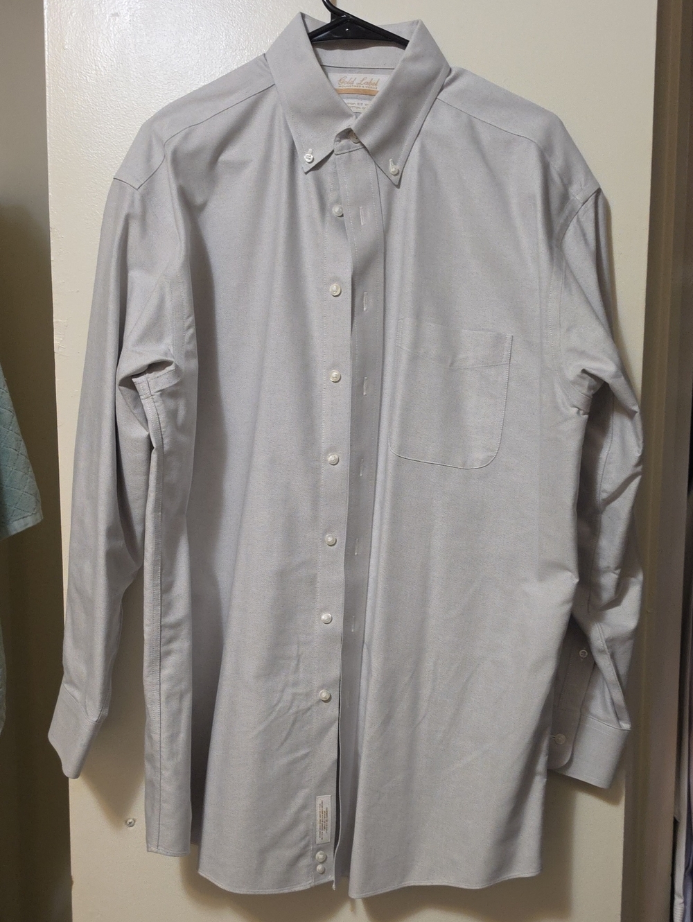 Roundtree & Yorke Men's Light Gray Button-Down Dress Shirt 15½"-33"
